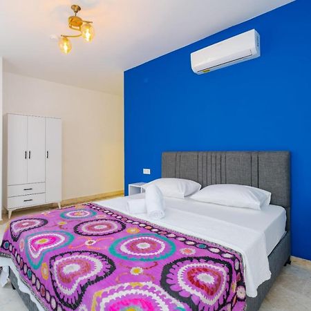 Mel Town Bed and Breakfast Antalya Exteriör bild