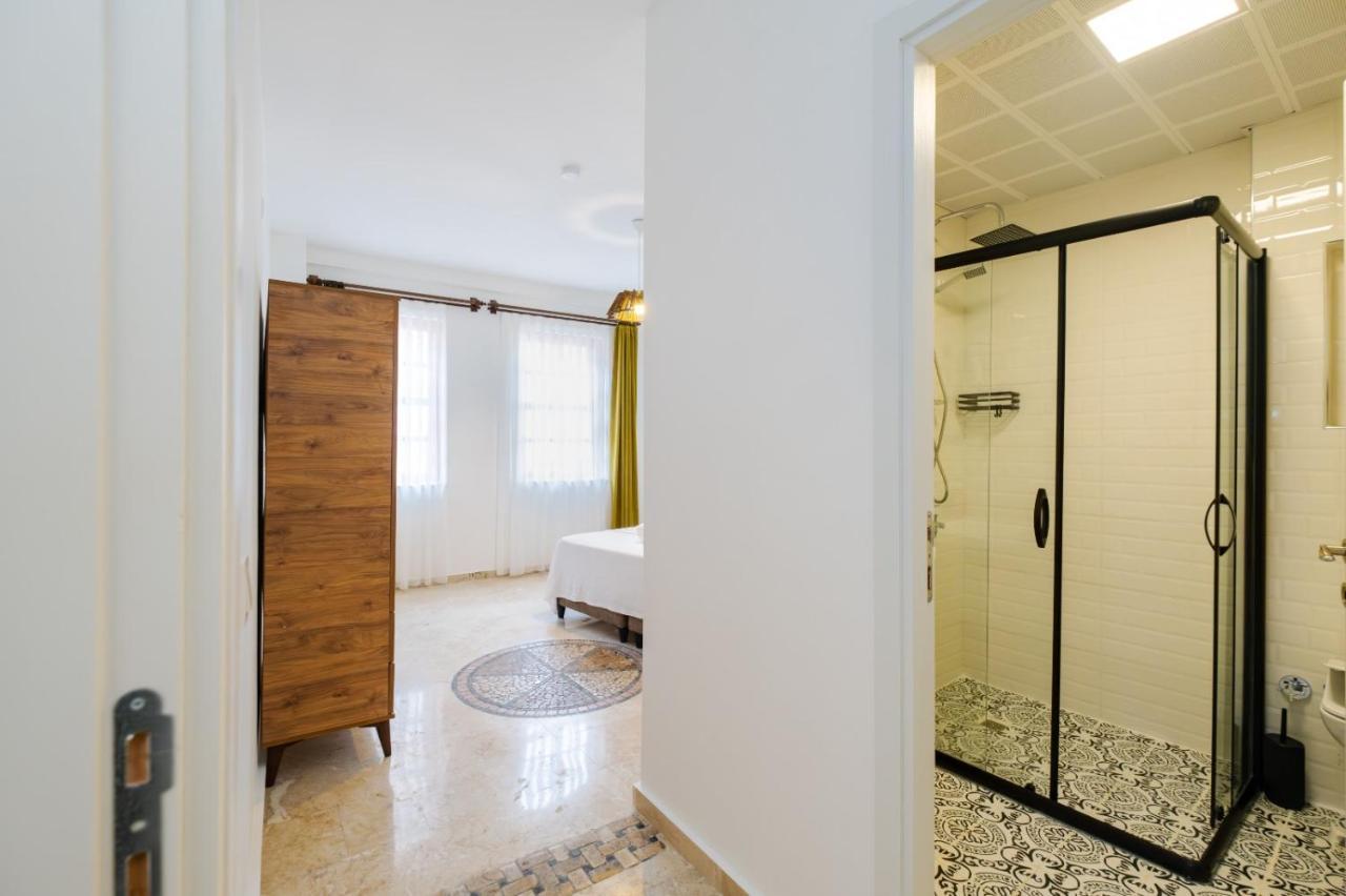 Mel Town Bed and Breakfast Antalya Exteriör bild