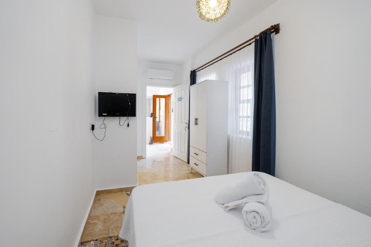 Mel Town Bed and Breakfast Antalya Exteriör bild